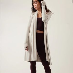 Athleta Pranayama long wrap - Heather gray - size M